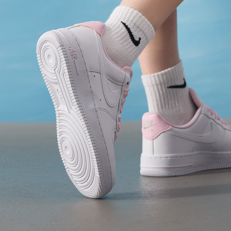 耐克Nike Air Force 1空军一号运动鞋休闲鞋板鞋女鞋 HV4403-601