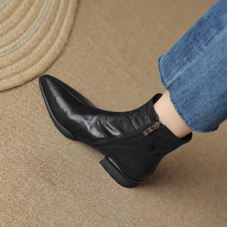 2025春秋英伦风真皮尖头法式短靴女平跟侧拉链瘦瘦靴显瘦马丁靴女,淘宝优惠券,粉丝福利购,淘宝优惠卷