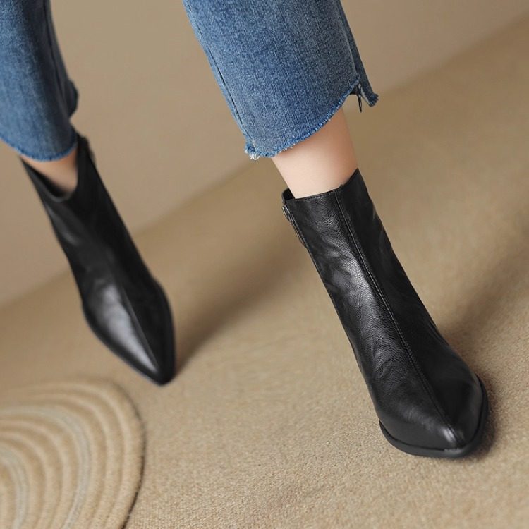 2025春秋英伦风真皮尖头法式短靴女平跟侧拉链瘦瘦靴显瘦马丁靴女,淘宝优惠券,粉丝福利购,淘宝优惠卷