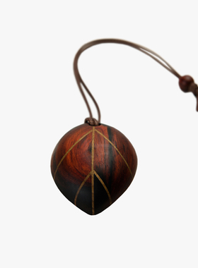 金丝楠木菩提叶挂件吊坠手工制作