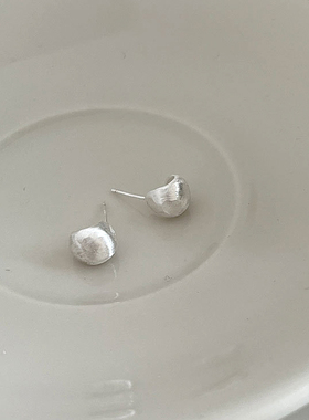宋慧乔同款纯银半圆拉丝耳钉
