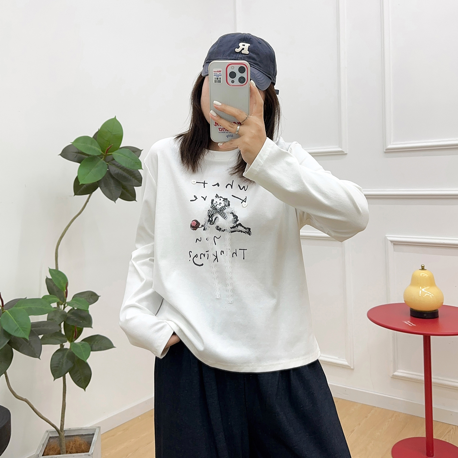 宛宛大码蕾丝卡通字母印花长袖T恤女2025秋季新款显瘦胖妹妹上衣 - 图1