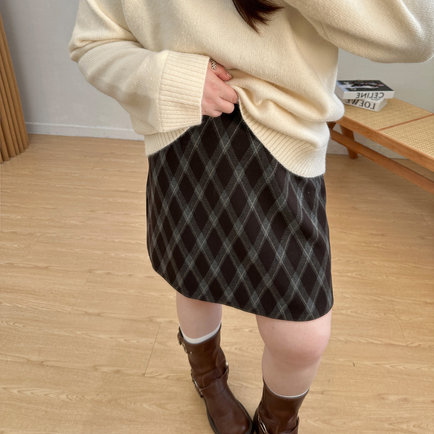 宛宛大码格子毛呢半身裙冬季新款包臀A字裙子胖mm高腰显瘦短裙女,淘宝优惠券,粉丝福利购,淘宝优惠卷