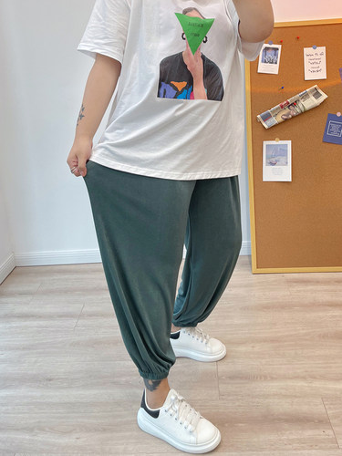 夏季女薄款大码哈伦裤胖mm200斤加肥九分宽松束口冰丝休闲灯笼裤 - 图0