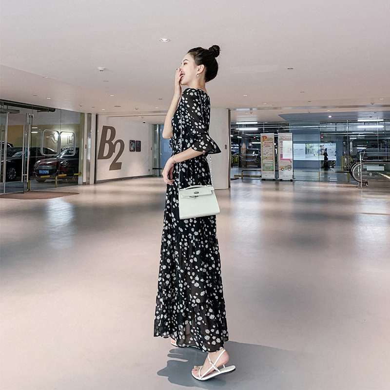 小雏菊碎花女夏2020新款收腰长裙 MISS HAHA STUDIO连衣裙