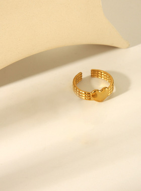 跨境热销轻奢感小众气质耳钉电镀不锈钢爱心花卉蛇形开口戒指