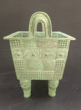 复古青铜商乳丁纹方鼎摆件