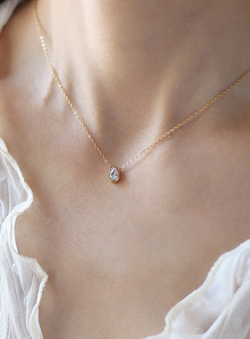 单颗水滴锆石吊坠钛钢项链气质轻奢设计感小众百搭叠戴锁骨链