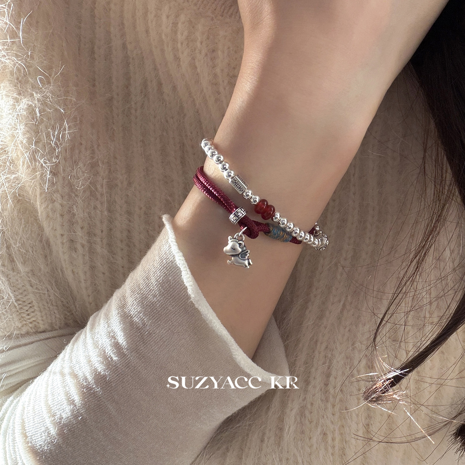 suzyacc kr足银梦想小马红绳手链本命年饰品简约百搭高级感手绳女,淘宝优惠券,粉丝福利购,淘宝优惠卷