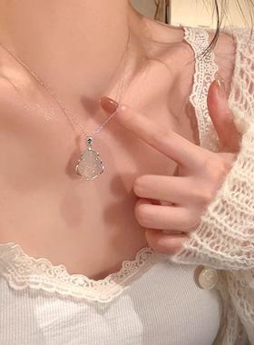 新中式冰透佛公吊坠项链女秋冬复古高级感轻奢精致气质毛衣链配饰