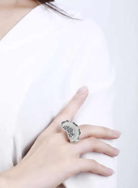 纯银民族风复古做旧和田玉蝴蝶戒指女厚实质感夸张中式开口指环