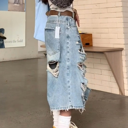 大码美式复古设计感破洞七分牛仔裤女2025夏街头宽松显瘦阔腿短裤 - 图1