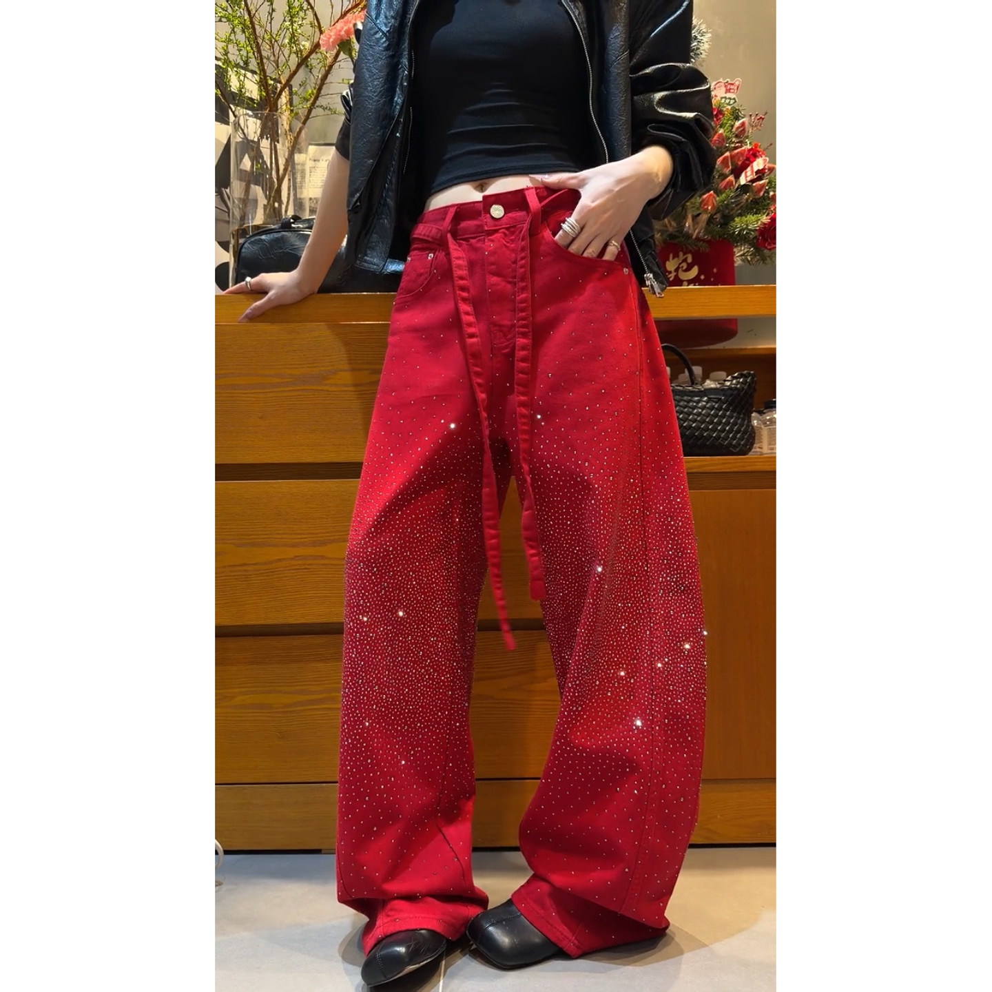 美式vibe大码复古满天星烫钻牛仔裤女春季新款宽松显瘦垂感弯刀裤,淘宝优惠券,粉丝福利购,淘宝优惠卷