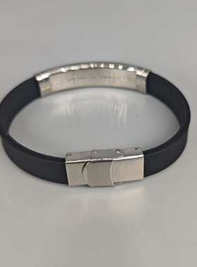 网红欧美潮男不锈钢十字架手链男小众文艺个性创意硅胶手镯细手环