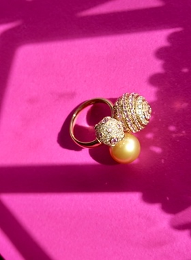 18K黄金南洋金珍珠镶嵌粉蓝宝钻石星球女士戒指时尚饰品