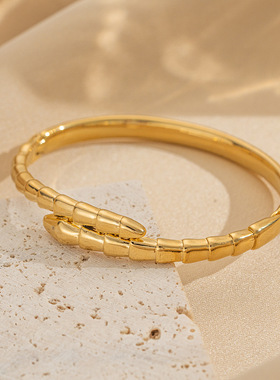 欧美外贸手镯轻奢感原创设计 铸造件一体几何形状手镯个性饰品女