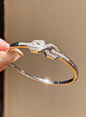 18k真金电镀轻奢锆石交叉缠绕手镯个性气质独特手环小众手饰