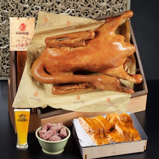 1800克对青烤鹅正宗哈尔滨整只当天出炉原汁原味东北特产熟食包邮