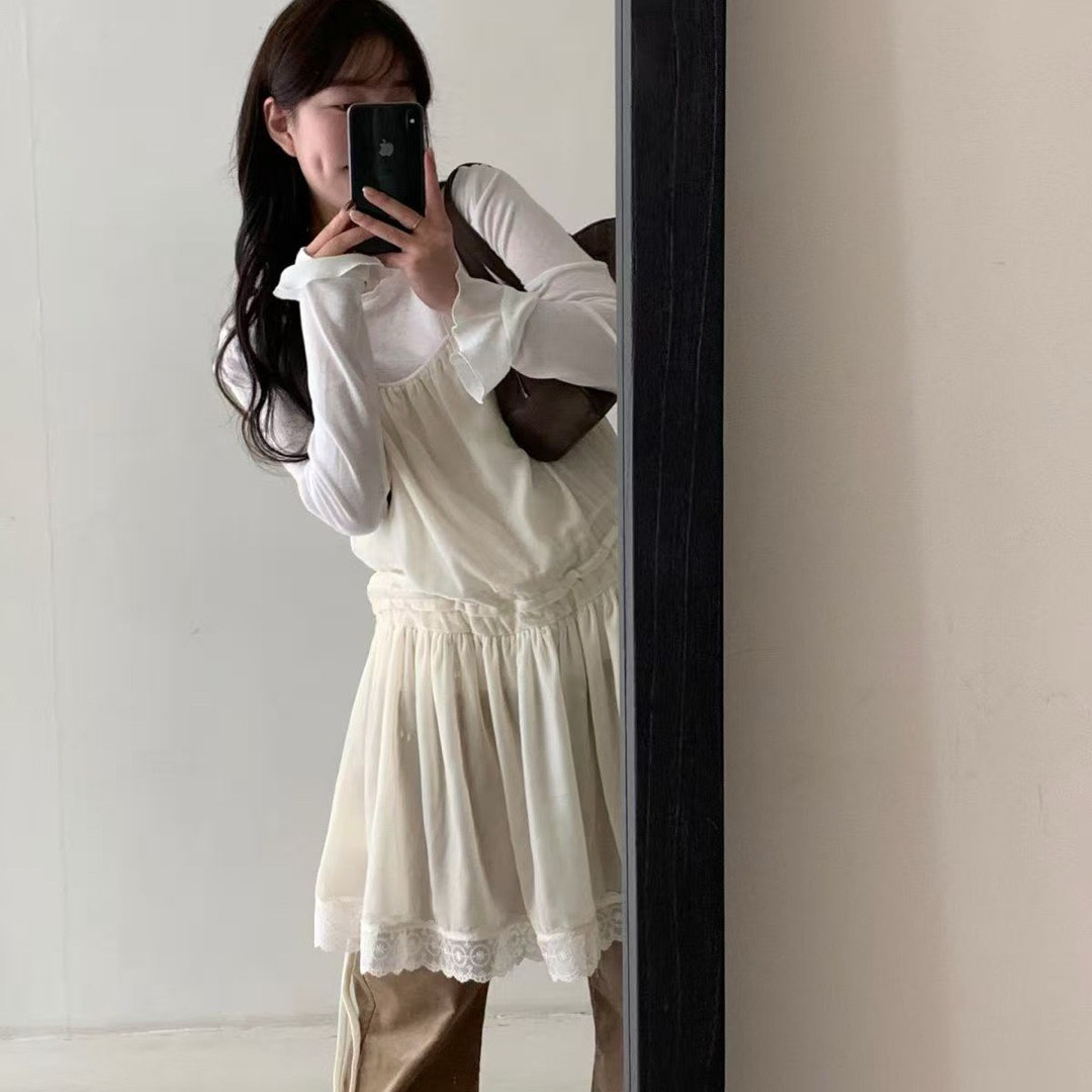 依爱裳-26年早春圆领极简长袖T恤+压褶拼接蕾丝吊带背心套装2797,淘宝优惠券,粉丝福利购,淘宝优惠卷