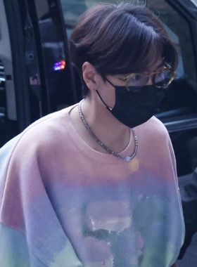 汪苏泷同款透明幻彩蓝色仿玉珠项链项圈毛衣链