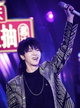 当打之年同款百搭钛钢项链