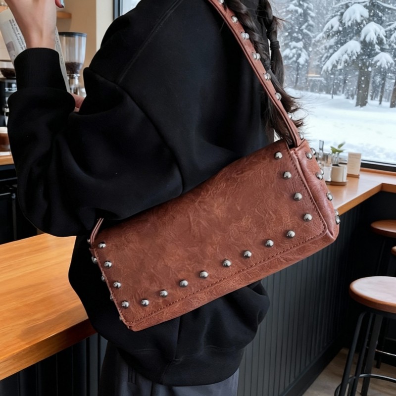 高级感小众设计包包女2026新款潮时尚大容量通勤小方包女士单肩包,淘宝优惠券,粉丝福利购,淘宝优惠卷