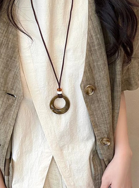 圆环吊坠黑绳长款项链女简约百搭感毛衣链秋冬小众卫衣链配饰