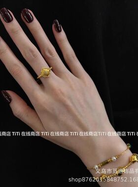 老钱风金色拉丝菱格纹点钻叠戴戒指女款中古宫廷感食指戒指环