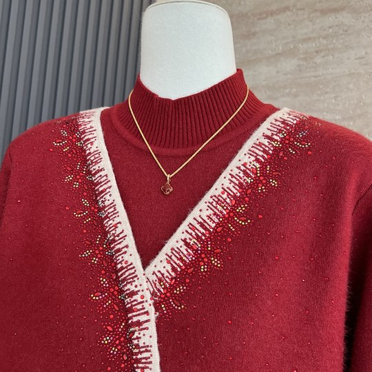 新款妈妈装冬季针织一体绒假两件上衣长袖半高领保暖中老年女毛衣