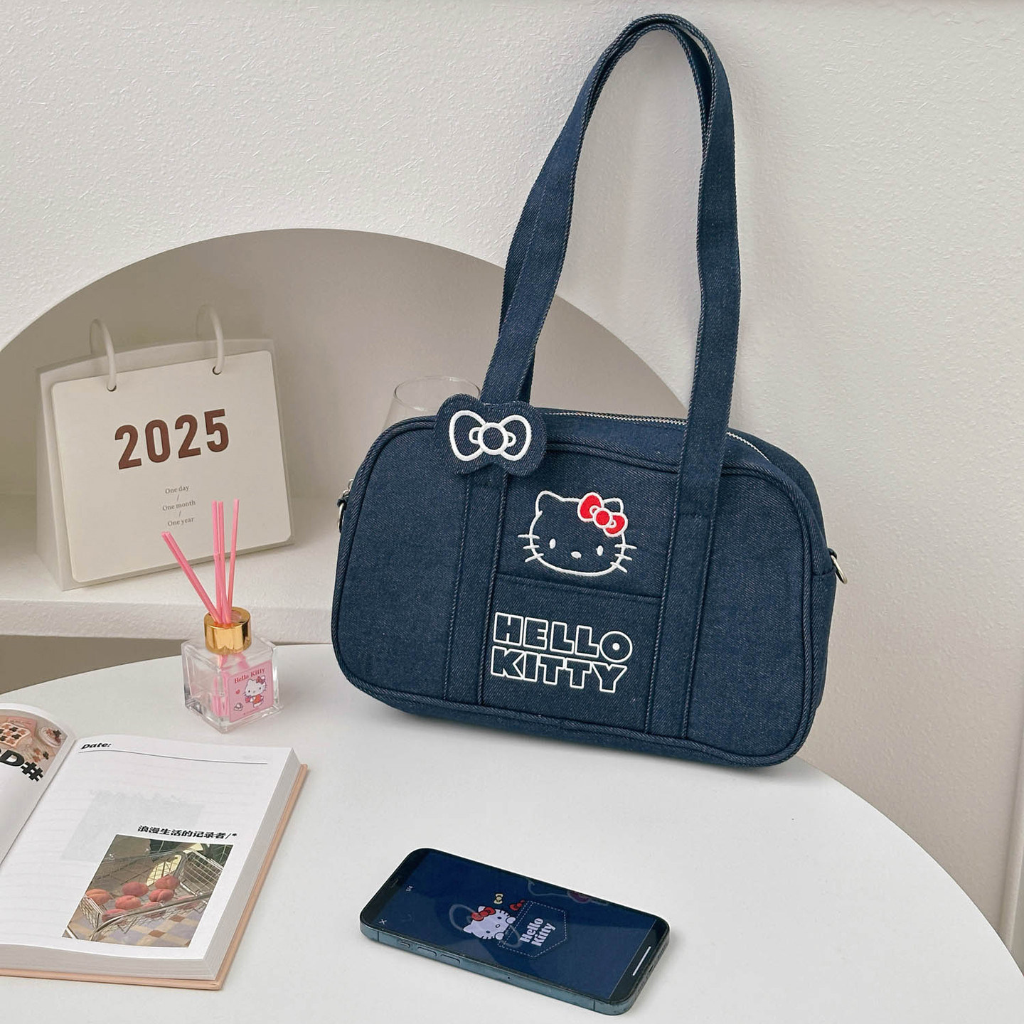 三丽鸥正版牛仔系列包包凯蒂猫斜挎手提单肩包包可爱刺绣少女心萌,淘宝优惠券,粉丝福利购,淘宝优惠卷