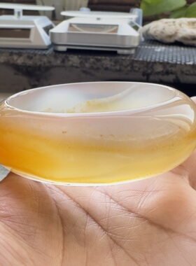 花语玉髓 天然海洋玉髓马料俏色黄冰加宽加厚版玛瑙手镯圈口58mm
