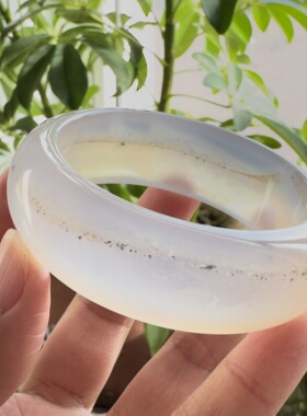 花语玉髓 天然海洋玉髓马料高冰满圈绿朱砂玛瑙手镯圈口53mm