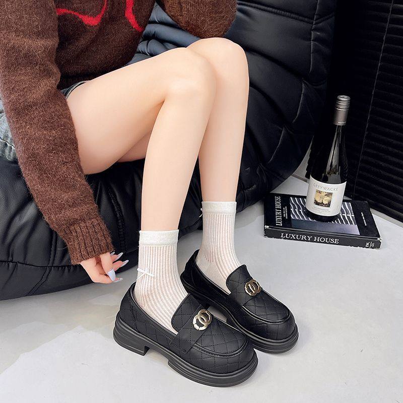 2026春季新款粗跟乐福鞋女黑色金属设计感英伦风复古高跟jk小皮鞋,淘宝优惠券,粉丝福利购,淘宝优惠卷
