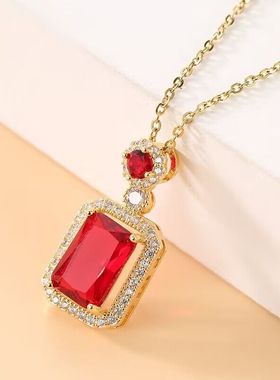 女生轻奢小众钛钢网红装饰品项链