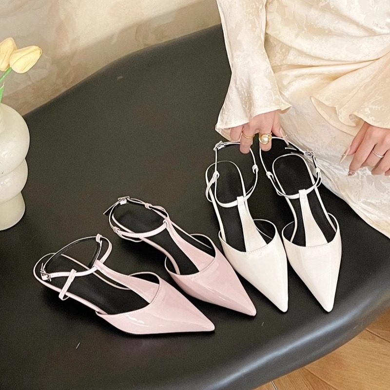 美猫汇2025新款时尚气质欧美风漆皮尖头细跟后空低中跟新中式凉鞋,淘宝优惠券,粉丝福利购,淘宝优惠卷