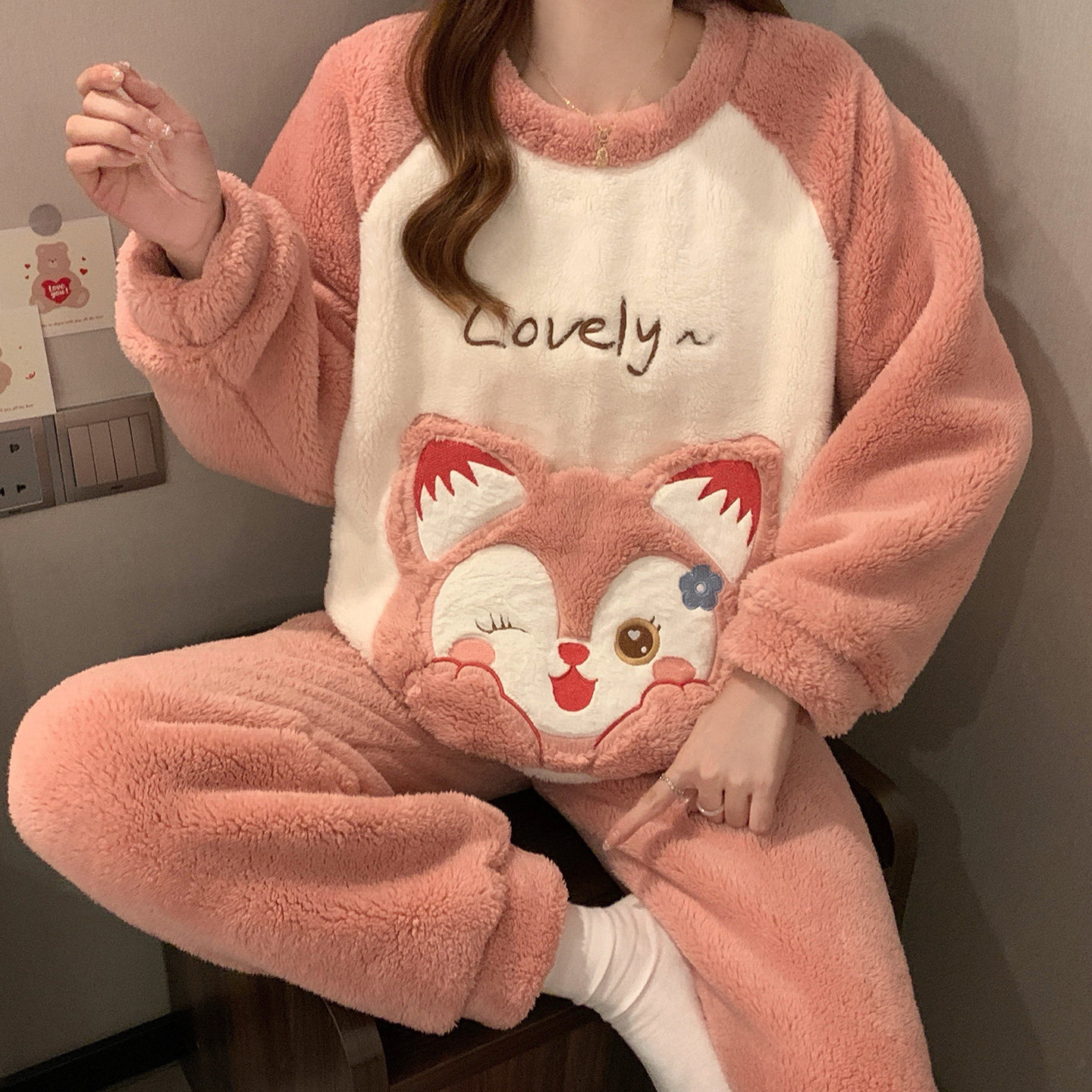 网红卡通可爱风法兰绒睡衣女2025新款秋冬季保暖珊瑚绒家居服套装,淘宝优惠券,粉丝福利购,淘宝优惠卷