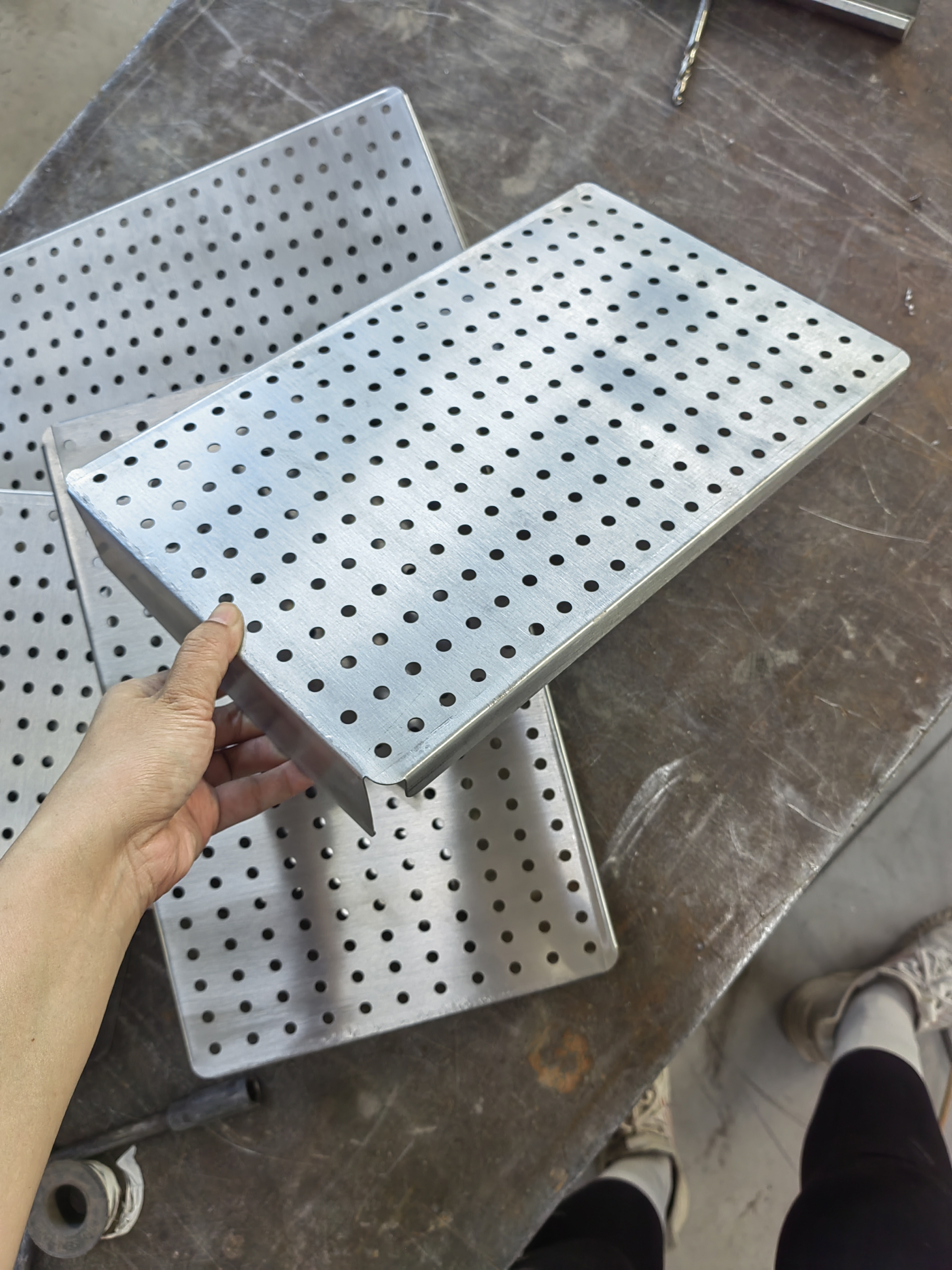 不锈钢托盘沥水盘沥水篮冲孔板隔渣篮定制水池沥水板 - 图0