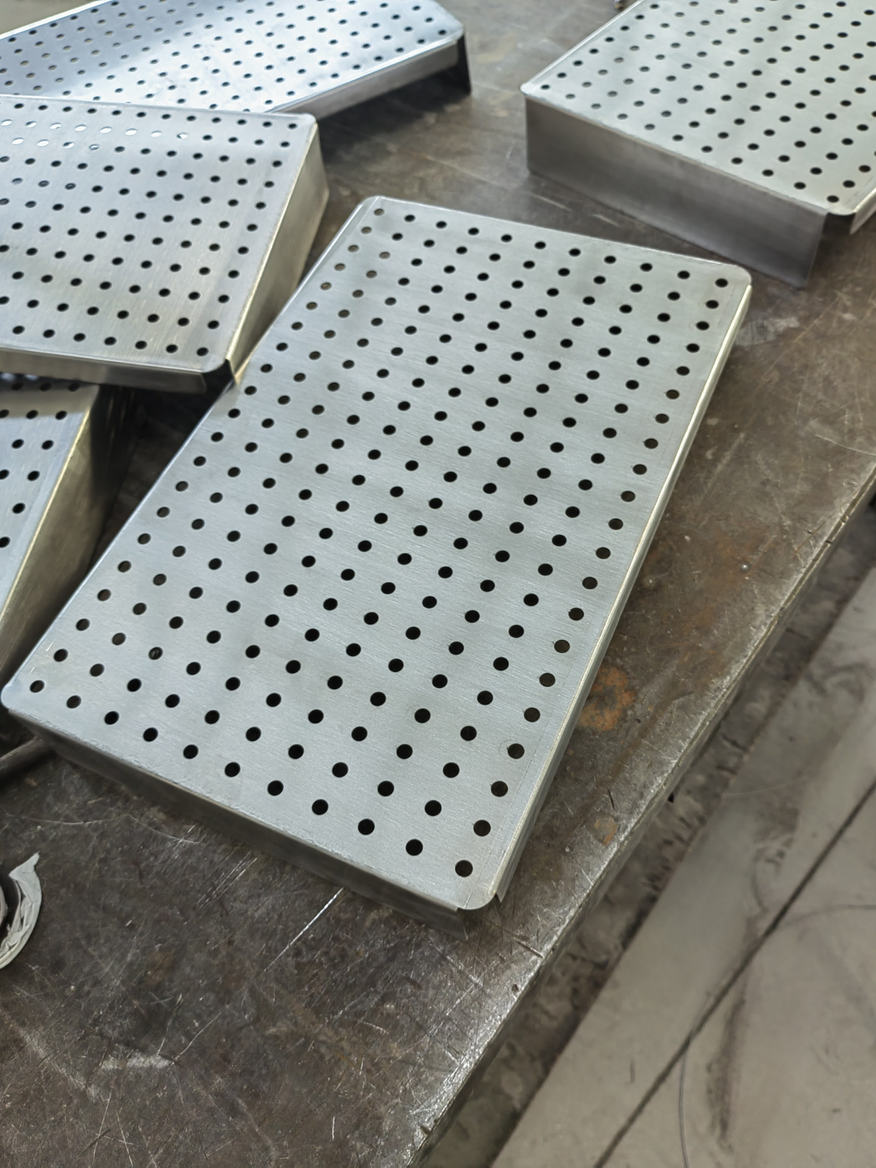不锈钢托盘沥水盘沥水篮冲孔板隔渣篮定制水池沥水板,淘宝优惠券,粉丝福利购,淘宝优惠卷
