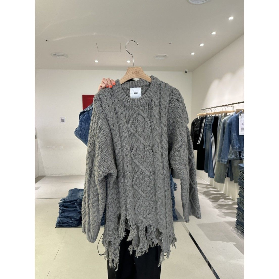 八1221韩国东大门运动户外毛衣热销区4548319复古冬季欧美正品,淘宝优惠券,粉丝福利购,淘宝优惠卷