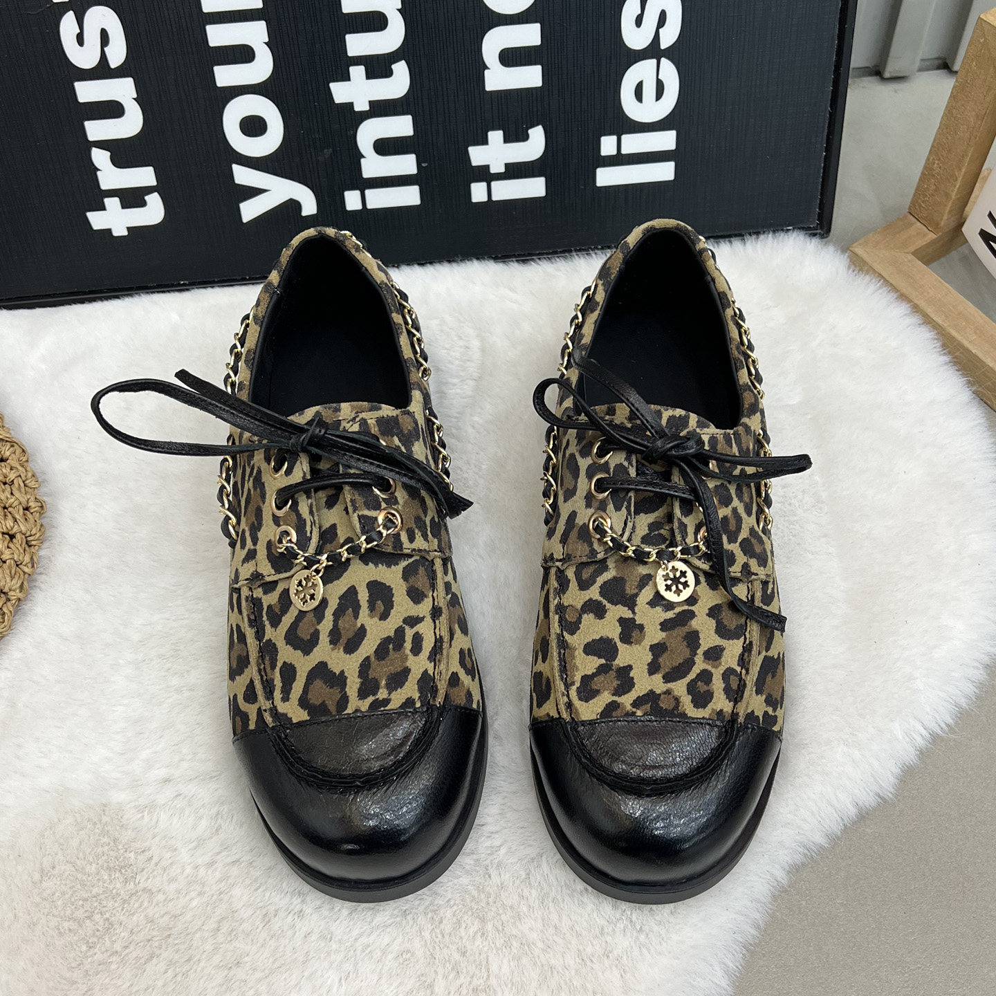 巨好看小香风乐福鞋女磨砂皮豹纹平底鞋韩版拼色系带休闲百搭单鞋,淘宝优惠券,粉丝福利购,淘宝优惠卷