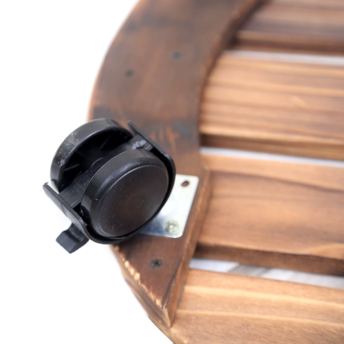 Принесите на колесо на колесах мобильный цветочный стой