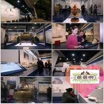 Visitors to the museum culture explaers visitors to the exhibition hall Electronic interactive inquiry video material