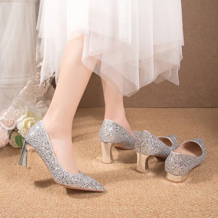 小众婚鞋水晶鞋主婚纱鞋2023年新款伴娘晚礼服高跟鞋女粗跟新娘鞋