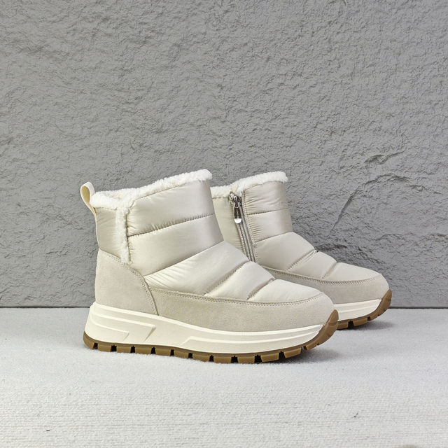 Women's snow boots, winter warm cotton shoes, thick soles for women