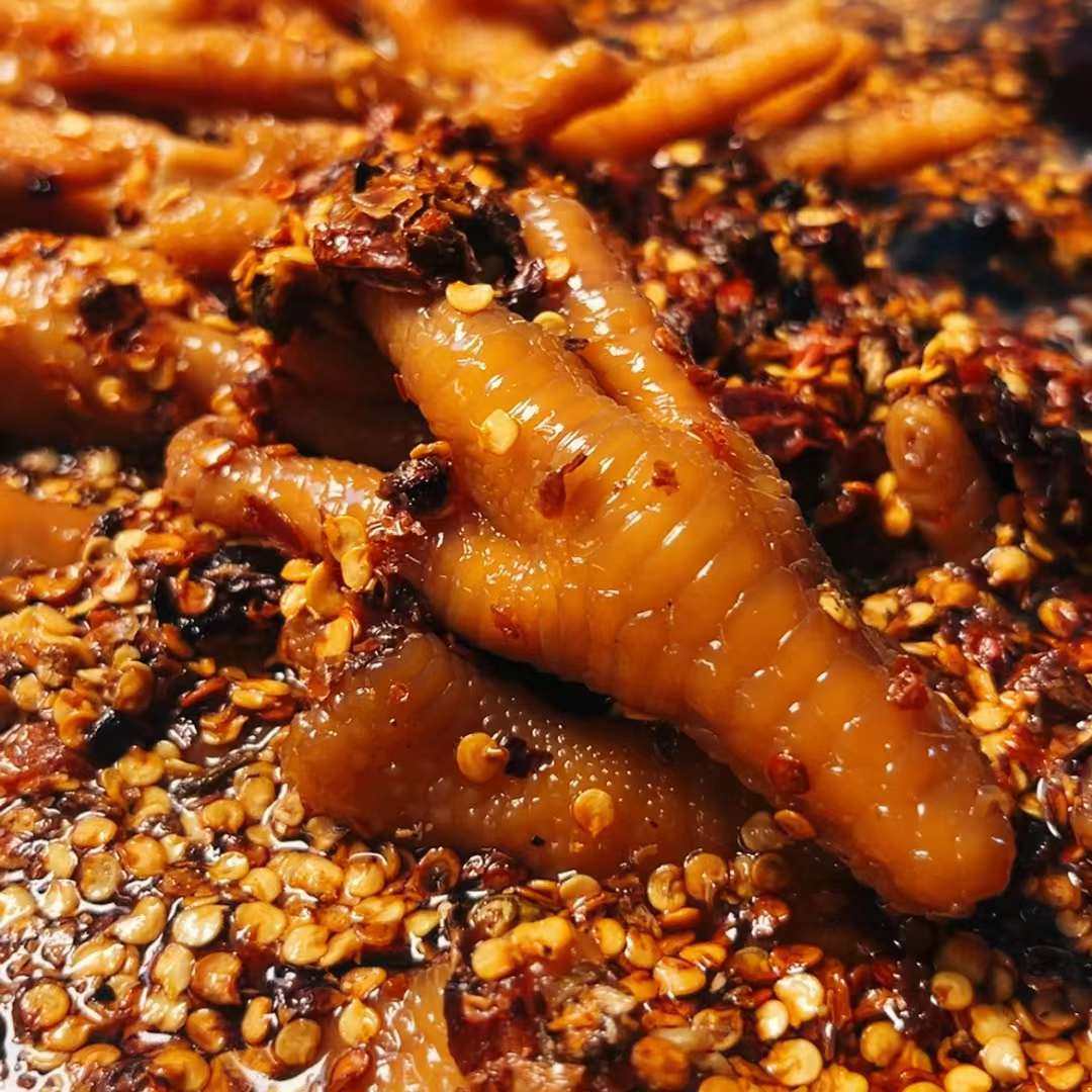 云南特产思茅二中鸡脚桶装带骨糊辣子有骨鸡爪麻辣特辣鸡翅尖鸡脚,淘宝优惠券,粉丝福利购,淘宝优惠卷