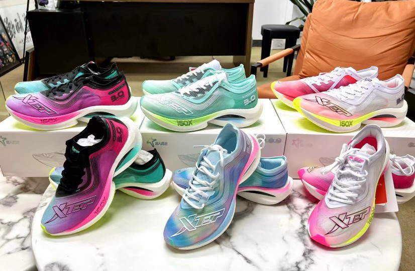 特步160x三代3.0碳板跑鞋特步3.0pro竞速马拉松160x3.0碳板跑鞋 - 图0