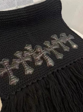 潮流少女皮标十字架围巾