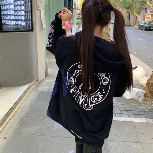 宝剑卡通辣妹印花连帽卫衣男女秋冬新款拉链开衫美式复古显瘦外套 - 图2