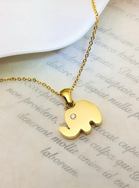 新款项链保色小象轻奢女钛钢