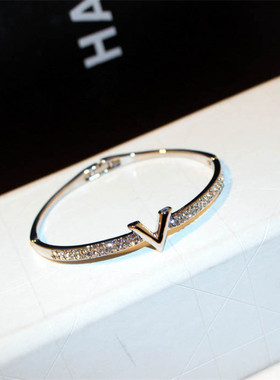 新款日韩风 韩国时尚个性蝴蝶结镶钻字母气质手镯手环女礼物礼品